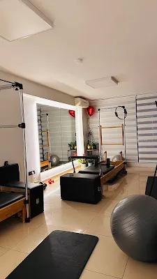 ACADEMY TRAİNİNG STUDİO - İstanbul Çekmeköy