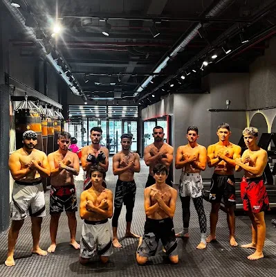 ActivON Gym Tuzla Port | Kickboks, Boks, MMA, CrossFit & Fonksiyonel Antrenman Salonu - İstanbul Tuzla