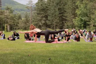 Aslı Başar Yoga Okulu - İzmir Bornova