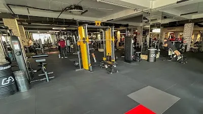 Aura Fitness Club - İstanbul Başakşehir