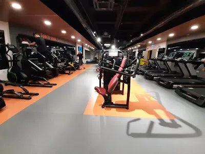 Ayvansaray Spor Merkezi görsel 3