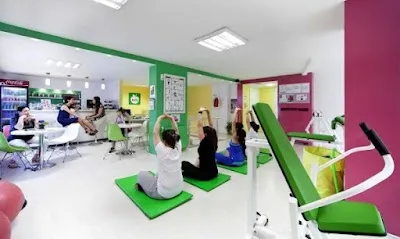 b-fit Eyup & Women's Fitness and Lifestyle Center - İstanbul Gaziosmanpaşa