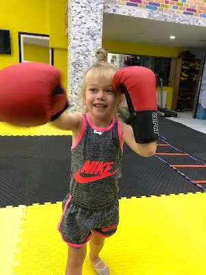 Bakırköy Kristal Cimnastik Dans ve Kickboks Kulübü - İstanbul Bakırköy