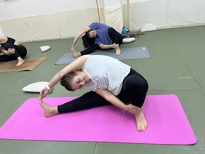 Bayraklı Pilates ve Yoga - İzmir Bayraklı