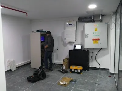 Bergama Erdal Önder Kapalı Spor Salonu - İzmir Bergama