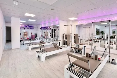 Betül Çolakoğlu Pilates Studio - İzmir Karşıyaka
