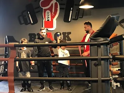 BLACK GYM (Kickboks,Fitness,Reformer,Ems) - İstanbul Avcılar