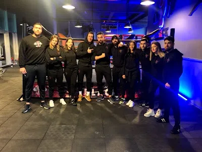 BLACK KİCKBOKS-BOKS-MUAYTHAİ - İstanbul Avcılar