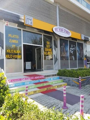 Fit For Street Spor Salonu - İzmir Karşıyaka