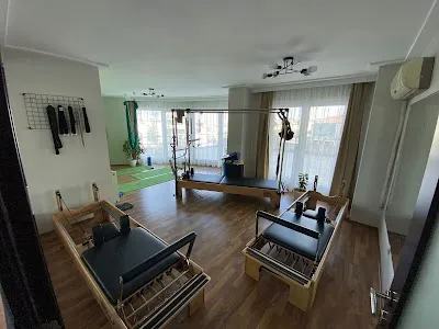 Fizyofiplus Pilates Stüdyosu-Şükrü Hırkalıoğlu - İstanbul Sancaktepe