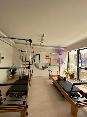 Gizem Köse Pilates Studio - İzmir Menemen
