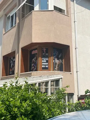 Güvenç fight Club - İstanbul Bakırköy