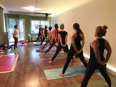Izmir Karuna Yoga - İzmir Karşıyaka