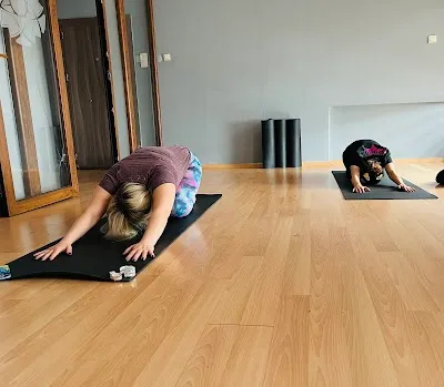 İzmir Sakura Yoga - Semra Demirel Uçar - İzmir Karşıyaka