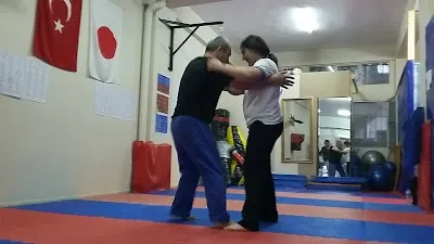 Karşıyaka İstikrar Gelişim Spor Kulübü - İzmir Karşıyaka