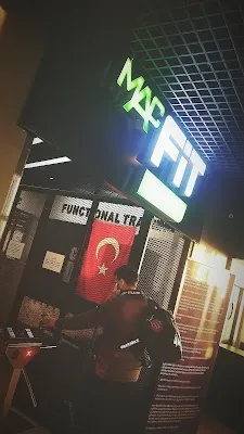 MAC/One Flyinn - İstanbul Bakırköy