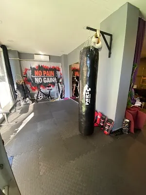 Pendik RiseUp Fit Personal Training EMS - Pilates - Kickboks Studio - İstanbul Pendik