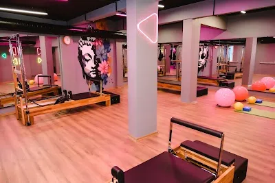 PlayStüdyo Gaziosmanpaşa | Kadınlara Özel Spor Salonu - İstanbul Gaziosmanpaşa