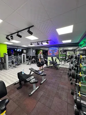 QuiteFit Spor Salonu / West Nutrition Bayi - İzmir Konak