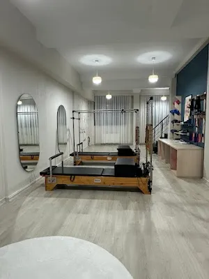 Roots Pilates | Esenler Reformer Pilates Stüdyosu - İstanbul Esenler