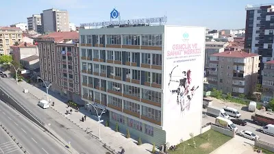 ŞEHİT HİKMET BAYSAL GENÇLİK MERKEZİ (SULTANGAZİ BELEDİYESİ GENÇLİK VE SPOR HİZMETLERİ MÜDÜRLÜĞÜ) - İstanbul Sultangazi