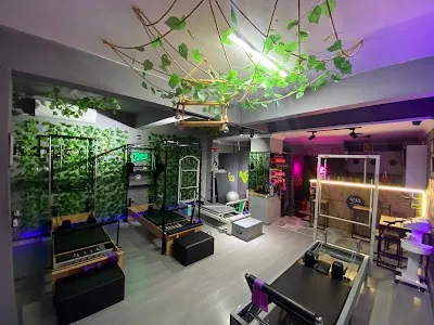 Step Fit Pilates Stüdyo - İzmir Karşıyaka