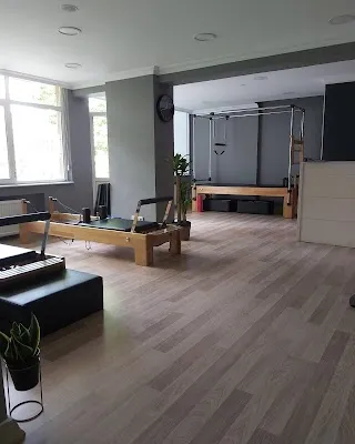 Studio34 4. Levent Aletli pilates - İstanbul Beşiktaş