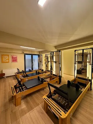 VISIONFITBODY Twin Reformer Pilates Studio - Ankara Yenimahalle