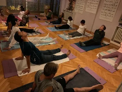 Yoga Academy - İzmir Konak