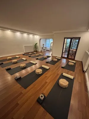 Yoga Era Studio | Kadınlara Özel Yoga & Reformer Pilates Stüdyosu - İstanbul Esenyurt