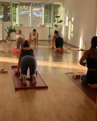 Yoga Iatro - İstanbul Beşiktaş