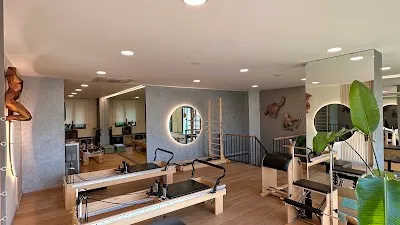 Zed's Studio - İstanbul Sarıyer